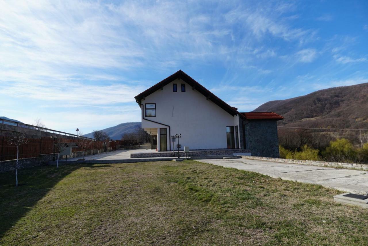 Conacul Lacurilor Hotel Băile Herculane Exterior foto